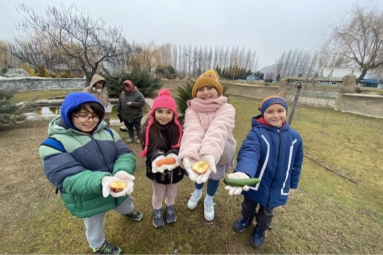 hayvanat bahçesi Eskişehirli minikleri ağırladı