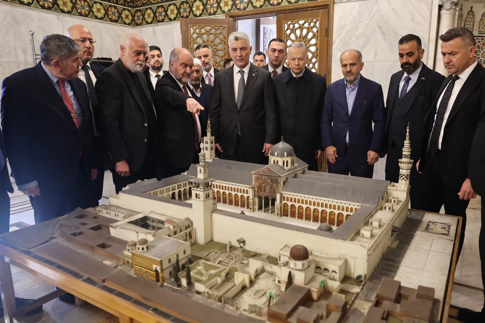 Bakan Bolat’tan Şam